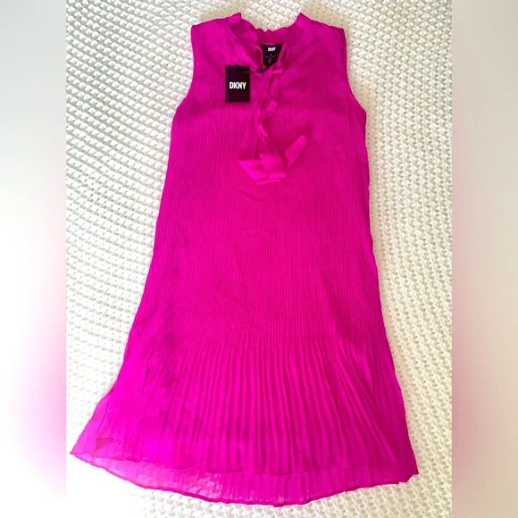 New! DKNY Fuchsia Pink Sleeveless Pleated Mini Shift Dress - Picture 2 of 7